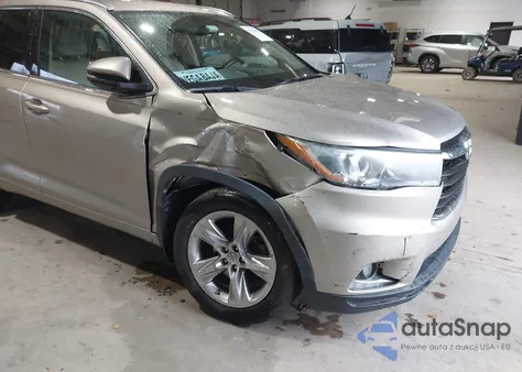 2015 Toyota Highlander Limited V6 z USA, uszkodzony, nr VIN 5TDDKRFH8FS115593